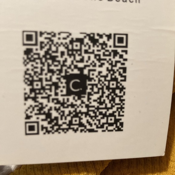 Bathing suit. NWT. Adorable Cupshe yellow , front ruffle & adjustable straps. - Picture 13 of 13